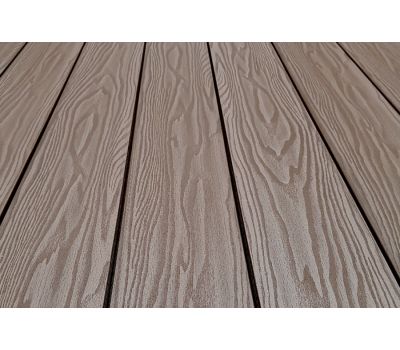 Террасная доска Смарт 3D Полнотелая с пазом Тик Киото от производителя  Terrapol по цене 1 045 р Террасная доска Смарт 3D Полнотелая с пазом Тик Киото от производителя  Terrapol по цене 1 045 р